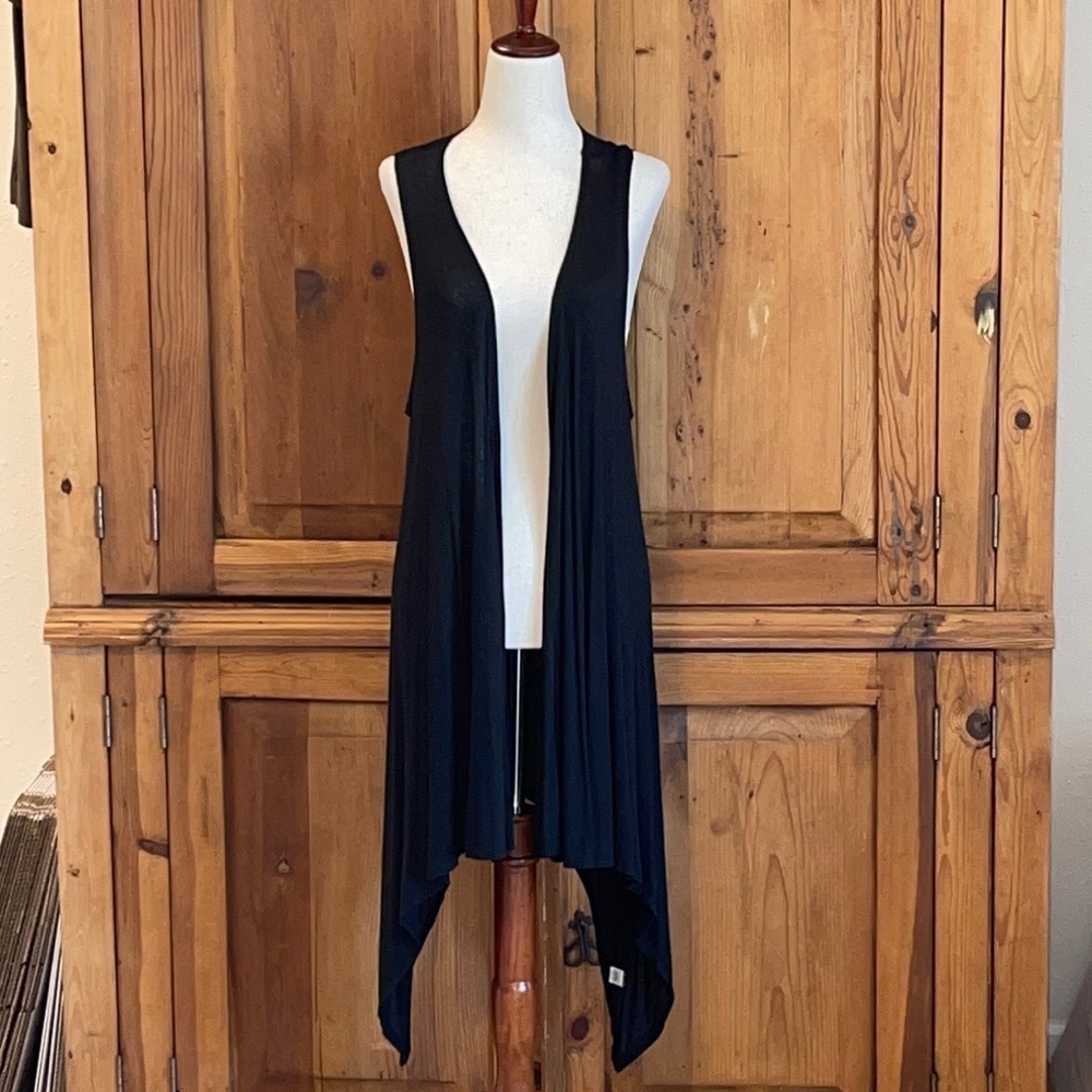 Femme by tresics black cardigan Sz. S